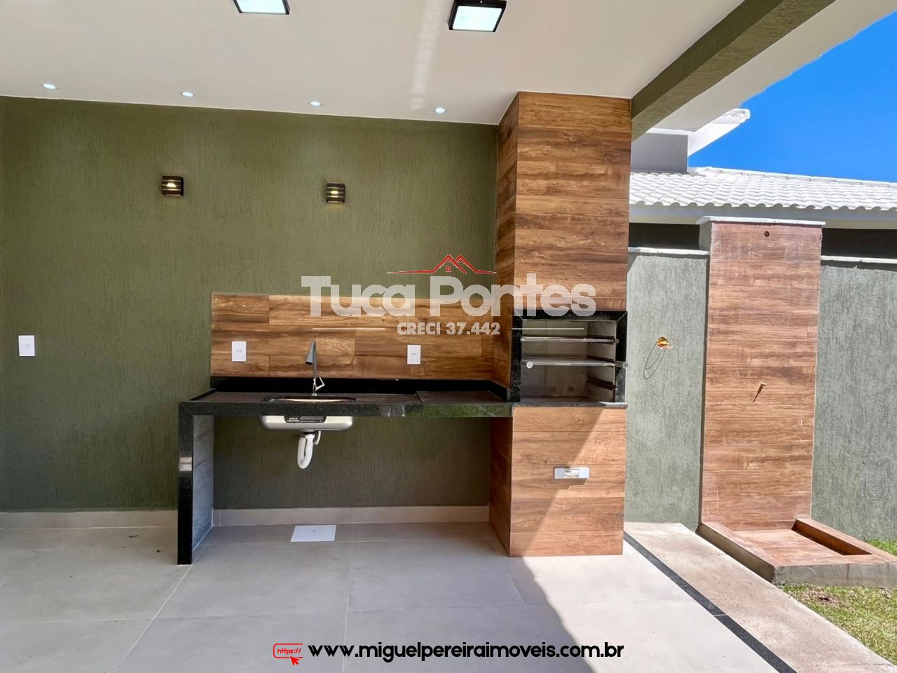Casa nova a venda  - Em terreno plano e murado  | Código:C113