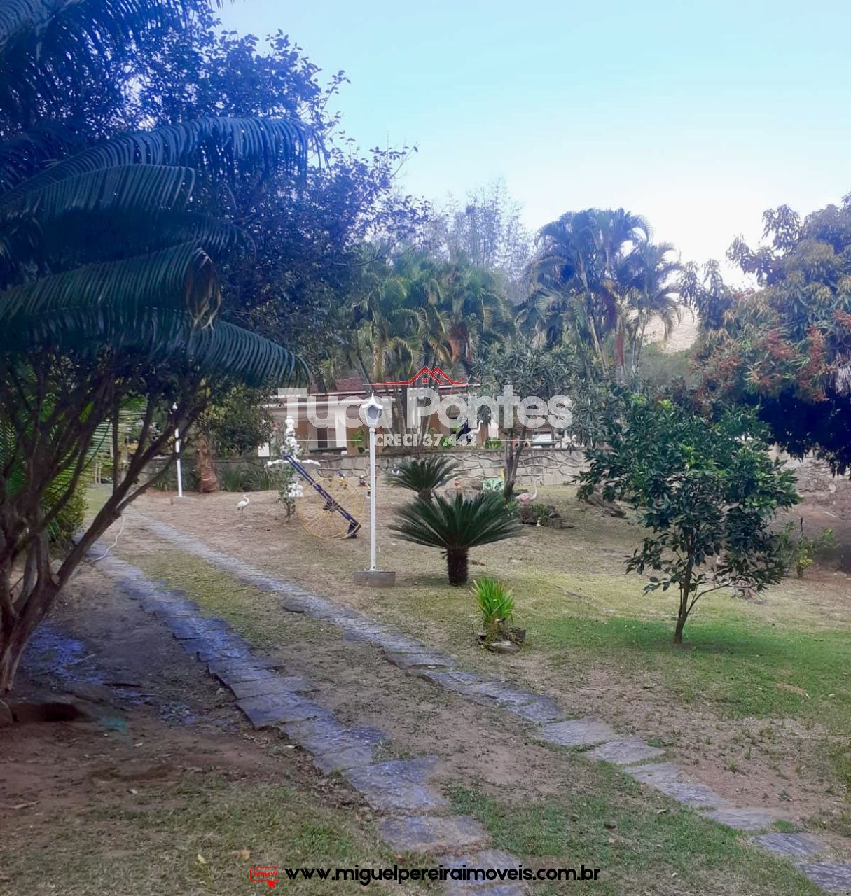 Com 3 quartos e piscina  - Casa em Mangueiras  | Código:C5000