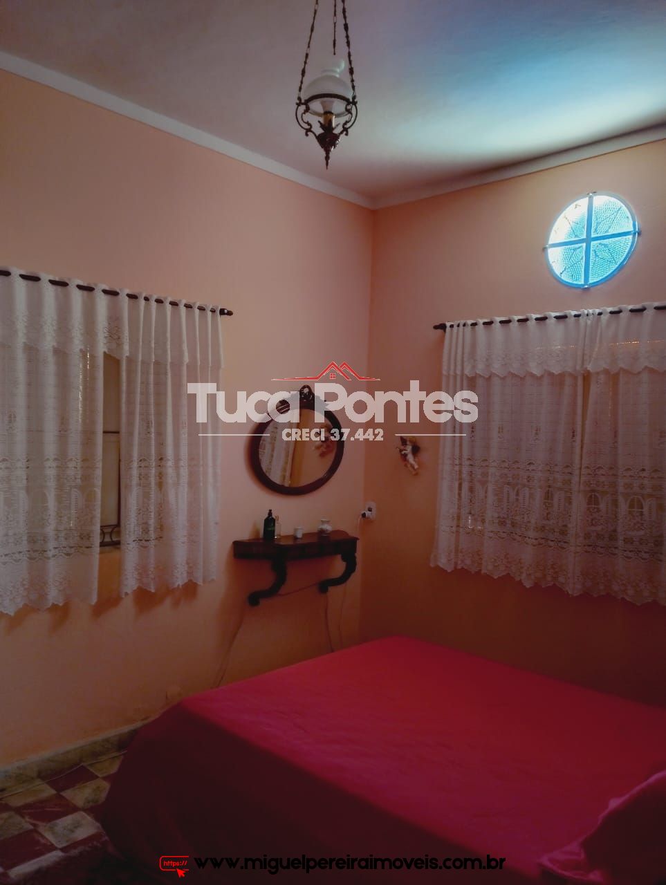 Com 3 quartos e piscina  - Casa em Mangueiras  | Código:C5000