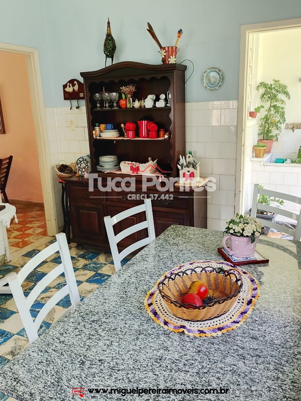 Com 3 quartos e piscina  - Casa em Mangueiras  | Código:C5000