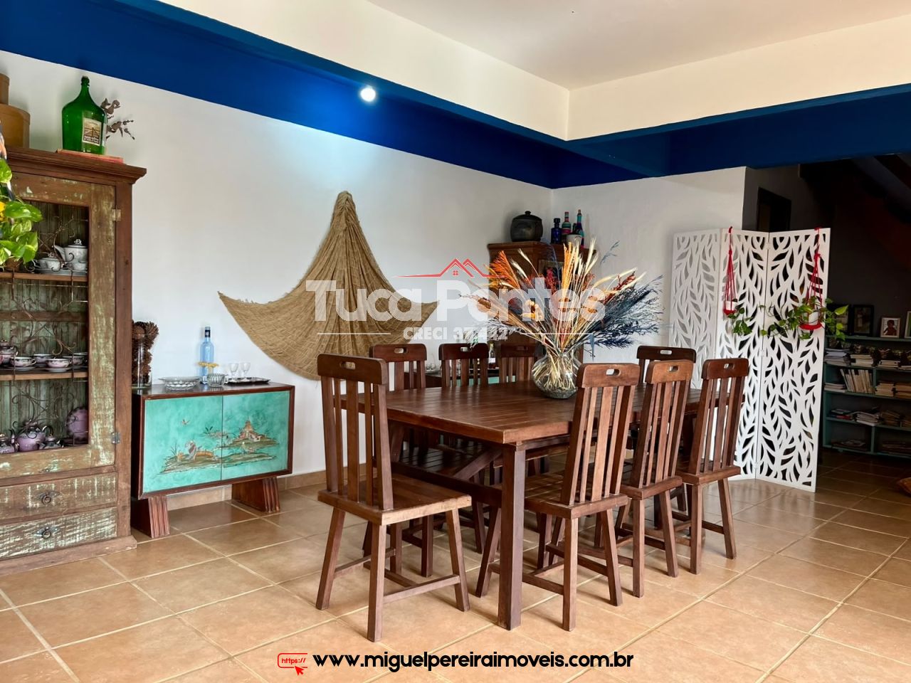 Casa estilo colonial a venda em Miguel Pereira - Com 6 quartos sendo 2 suítes | Código:C39