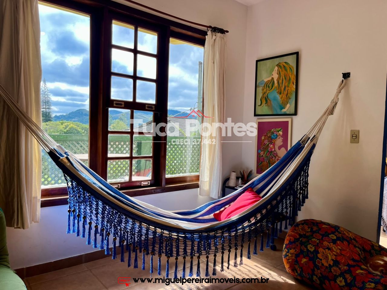 Casa estilo colonial a venda em Miguel Pereira - Com 6 quartos sendo 2 suítes | Código:C39