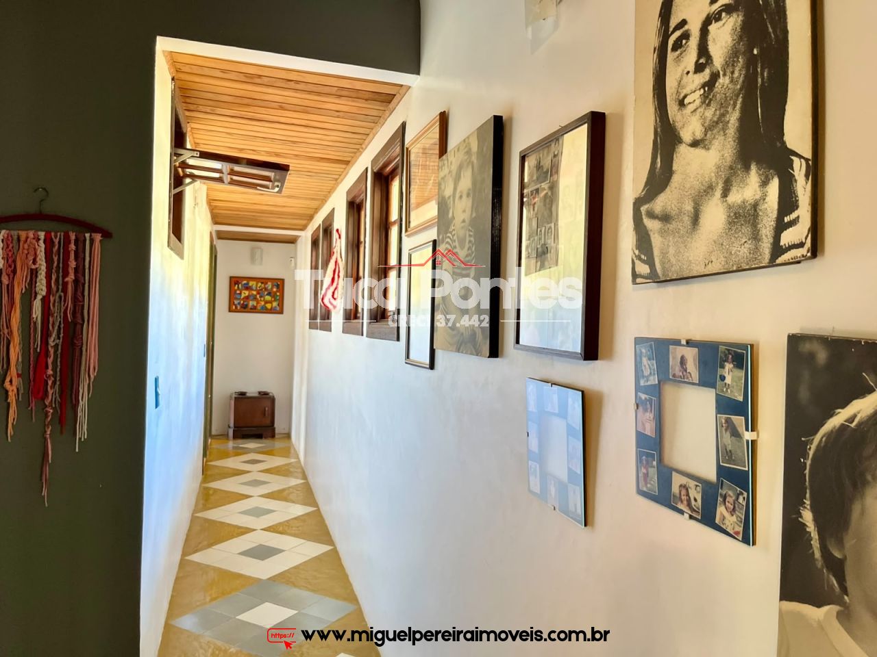 Casa estilo colonial a venda em Miguel Pereira - Com 6 quartos sendo 2 suítes | Código:C39