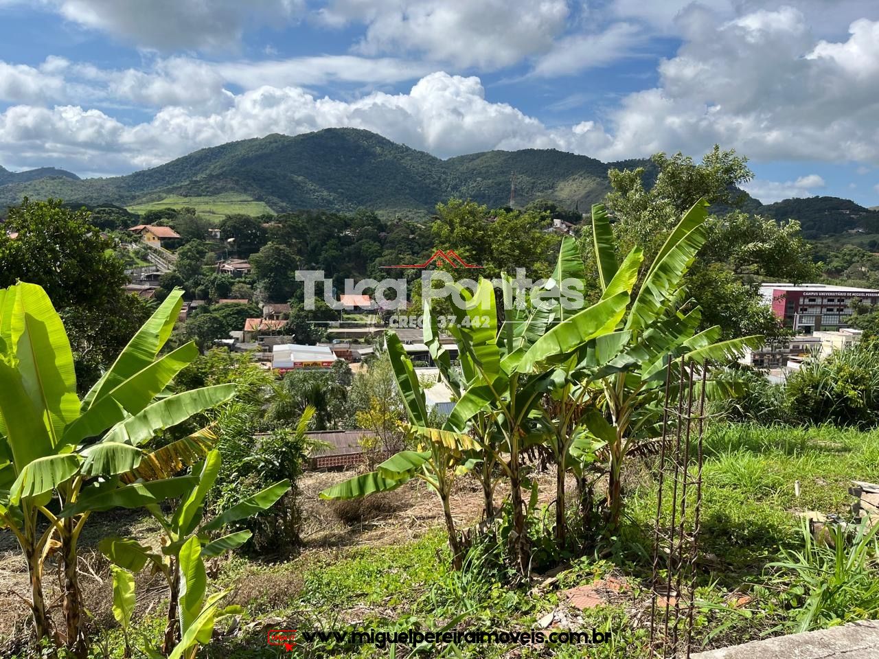 Casa por finalizar à venda no Plante Café - Com 3 quartos e terreno amplo | Código:C117